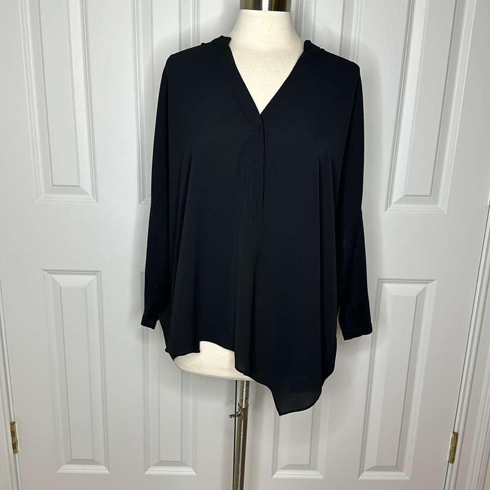 Iris Setlakwe Black Long Sleeves Split V-neckline Asymmetrical Hem Blouse Sz2